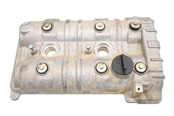 Kubota - 18 Kubota RTV-XG850 Valve Cover Sidekick 850