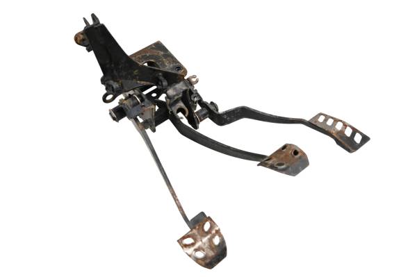Yamaha - 16 Yamaha YXZ1000R Gas Brake Pedal Assembly