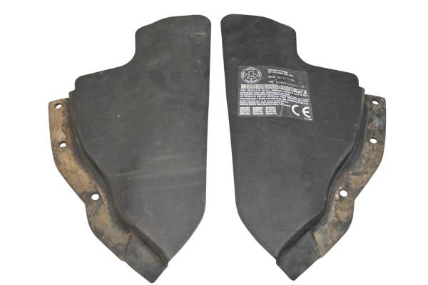 Polaris - 06 Polaris Sportsman 500 X2 4x4 Left & Right Radiator Shields