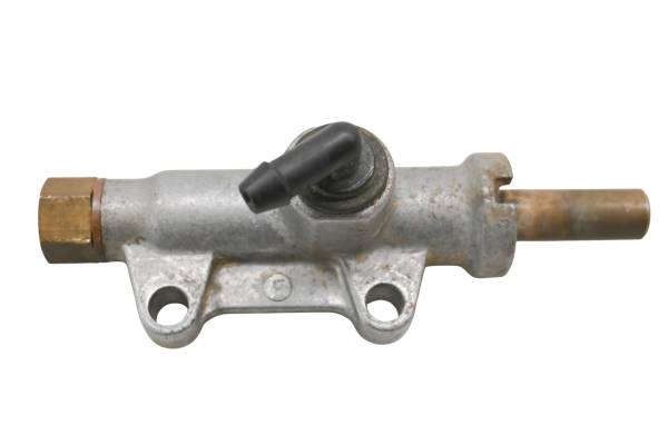 Polaris - 02 Polaris Sportsman 700 4x4 Rear Brake Master Cylinder