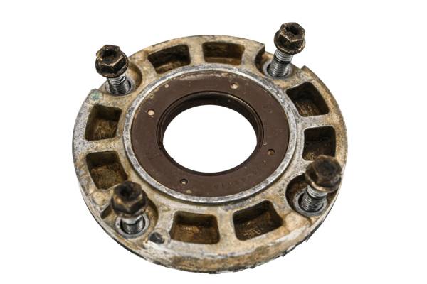Can-Am - 15 Can-Am Outlander 450 L 4x4 Output Bearing Shaft Cover