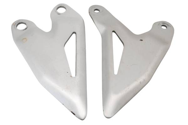 Kawasaki - 23 Kawasaki Z400 ABS Heel Guards Left & Right ER400D