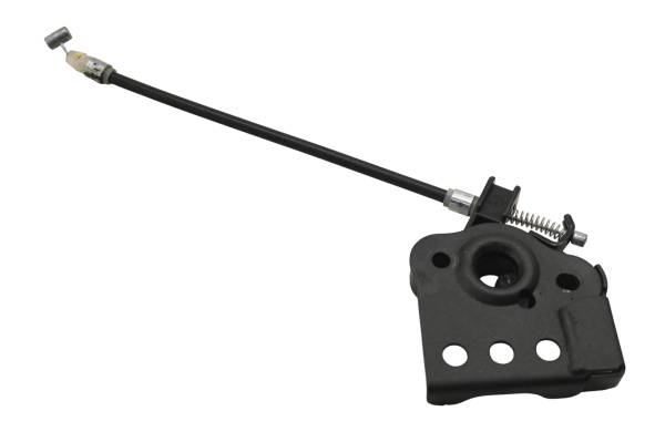 Kawasaki - 23 Kawasaki Z400 ABS Rear Seat Latch & Striker ER400D