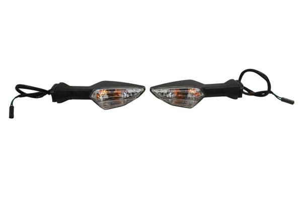 Kawasaki - 23 Kawasaki Z400 ABS Rear Blinkers Turn Signals ER400D