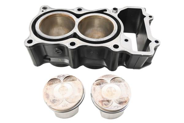 Kawasaki - 23 Kawasaki Ninja 400 Cylinder & Pistons EX400