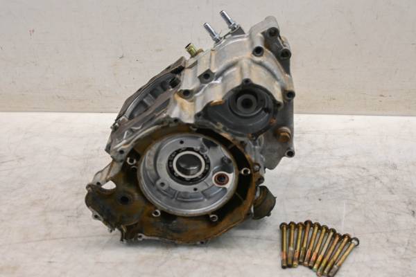 Polaris - 00 Polaris Sportsman 500 4x4 Crankcase Center Crank Case