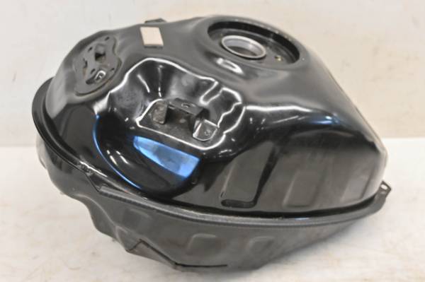 Yamaha - 24 Yamaha YZF-R3 Gas Tank & Fuel Pump