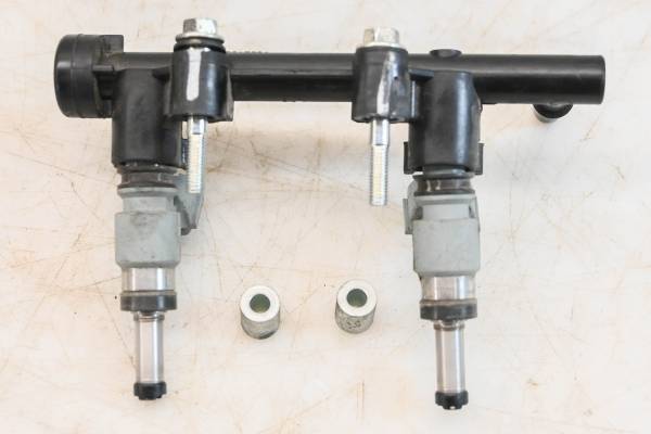 Yamaha - 24 Yamaha YZF-R3 Fuel Injectors & Rail