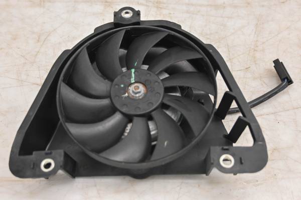 Yamaha - 24 Yamaha YZF-R3 Radiator Fan