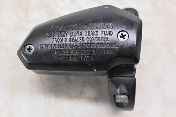 Kawasaki - 18 Kawasaki Ninja 650 ABS Front Brake Master Cylinder EX650K