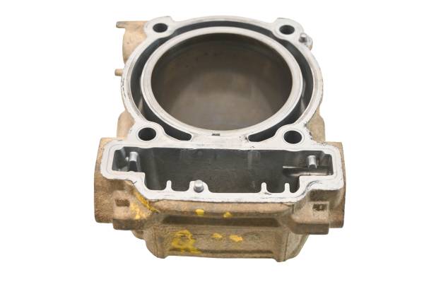 Can-Am - 22 Can-Am Defender XT HD10 Rear Cylinder