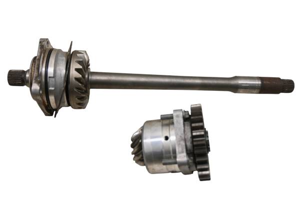 Kawasaki - 03 Kawasaki Prairie 650 Transmission Bevel Gears Output Shaft KVF650