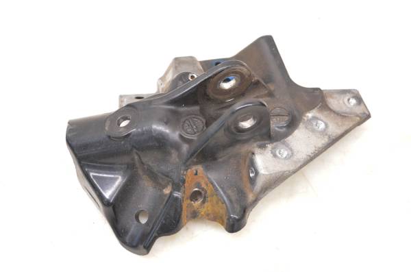 Arctic Cat - 14 Arctic Cat ZR6000 El Tigre Front Upper Right Shock Bracket Mount 129"