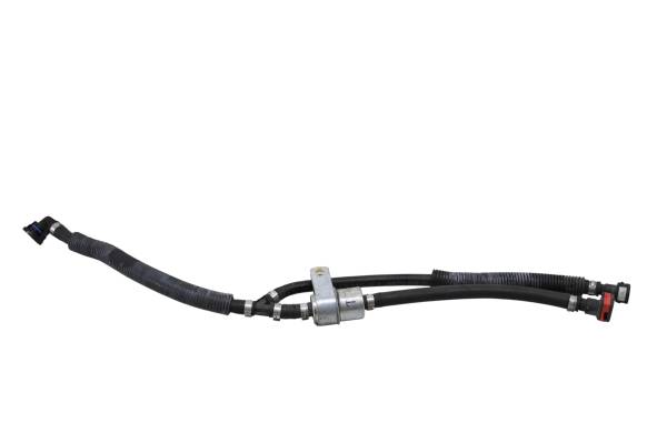 Can-Am - 16 Can-Am Spyder F3T SE6 Fuel Line