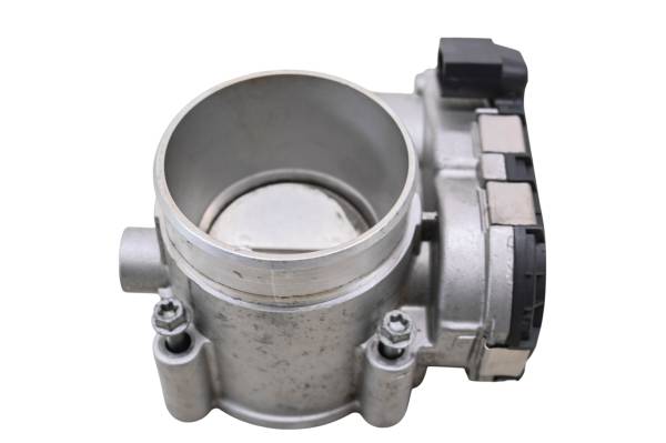 Can-Am - 16 Can-Am Spyder F3T SE6 Throttle Body