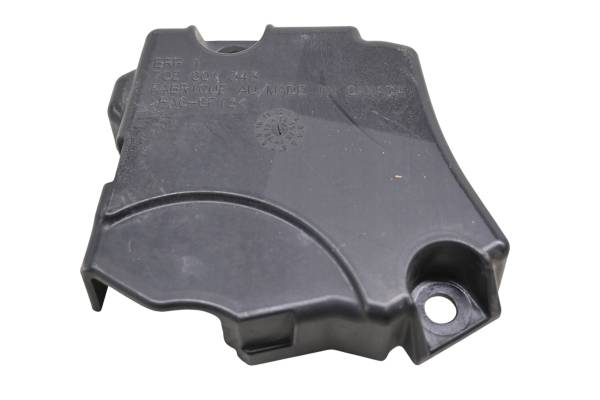 Can-Am - 16 Can-Am Spyder F3T SE6 Brake Switch Cover Panel