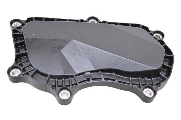 Can-Am - 16 Can-Am Spyder F3T SE6 Oil Filter Cover