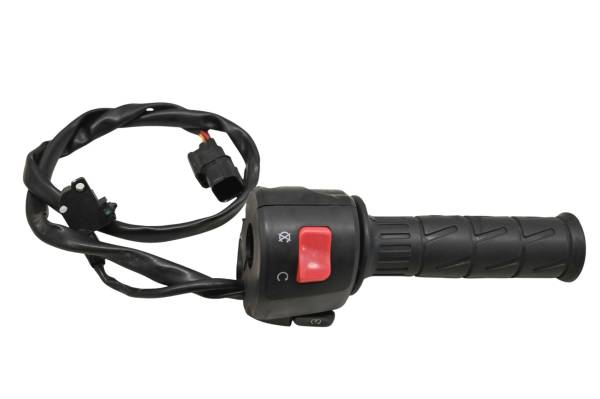 Kawasaki - 21 Kawasaki Ninja 650 Twist Throttle EX650