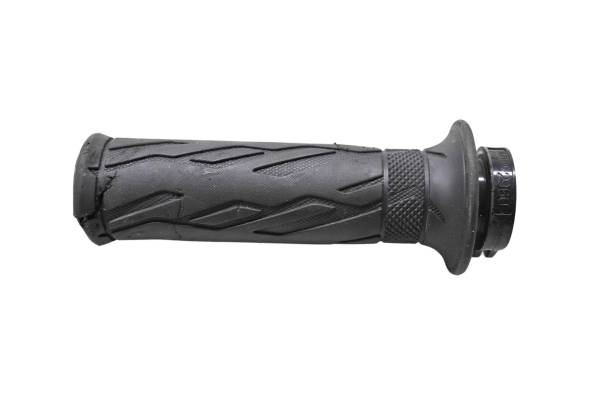 Suzuki - 11 Suzuki GSXR750 Twist Throttle Handle