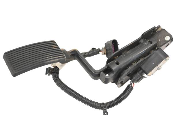 Can-Am - 22 Can-Am Defender XT HD10 Accelerator Pedal