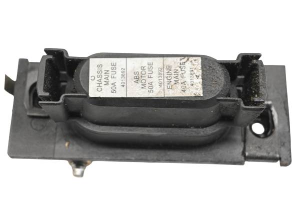 Polaris - 19 Polaris Slingshot SL Fuse Box