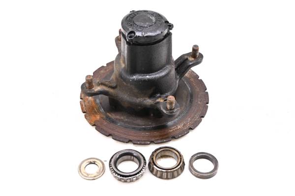 Polaris - 00 Polaris Scrambler 500 4x4 Front Wheel Hub & Rotor Left Right