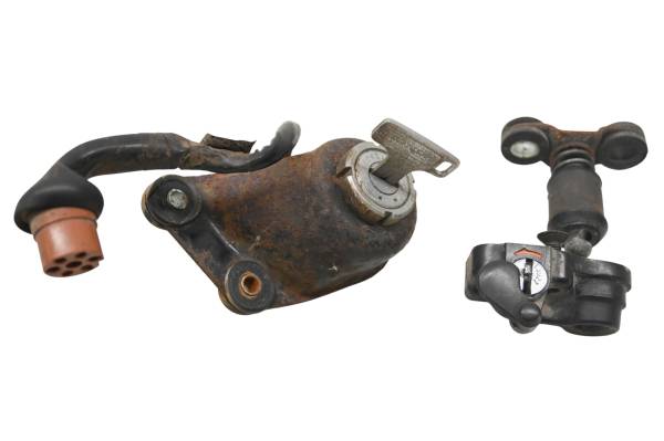 Honda - 72 Honda CB175 Key Switch & Seat Lock
