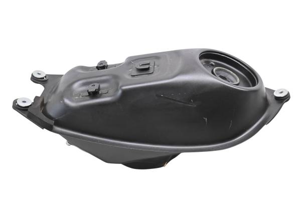 Kawasaki - 23 Kawasaki KLX230S Gas Tank & Fuel Pump