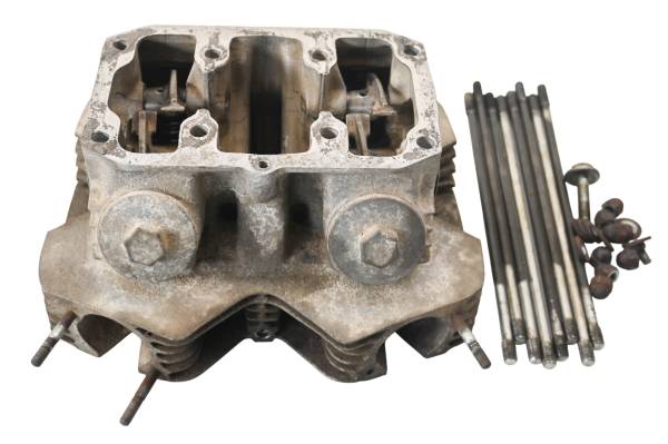 Honda - 72 Honda CB175 Cylinder Head