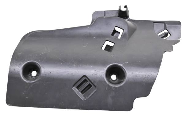 Can-Am - 16 Can-Am Spyder F3T SE6 Right Tail Light Support Plate