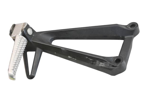 Yamaha - 24 Yamaha YZF-R3 Left Foot Rest Foot Peg