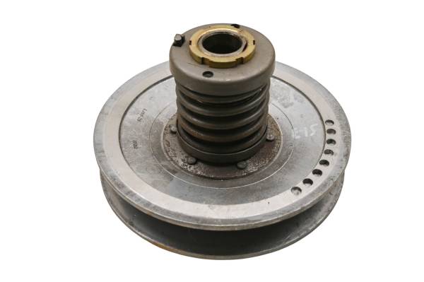 Suzuki - 02 Suzuki Vinson 500 Secondary Driven Clutch LTA500F