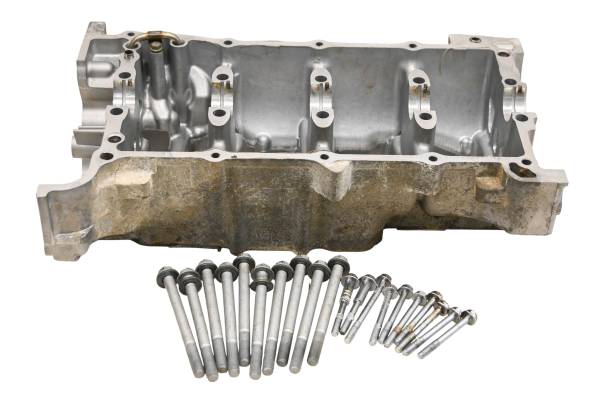 Yamaha - 11 Yamaha Waverunner VX110 Lower Crankcase Half Crank Case