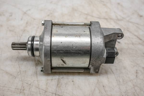 Suzuki - 24 Suzuki GSX-R750 Starter Motor