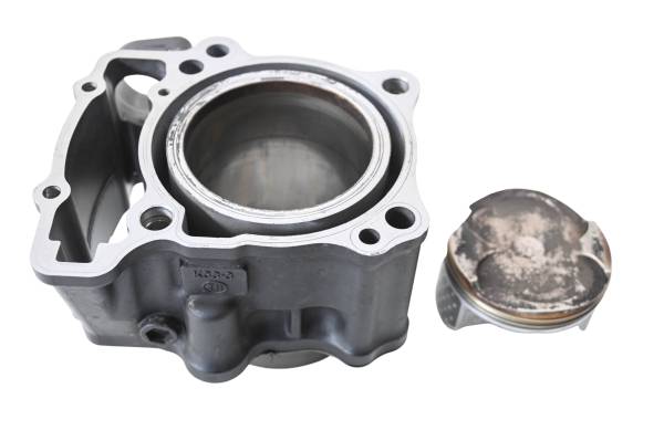 Honda - 22 Honda CB300R ABS Cylinder & Piston