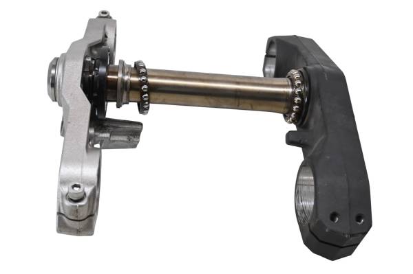 Kawasaki - 11 Kawasaki Versys 650 Triple Tree Clamps Upper & Lower KLE650