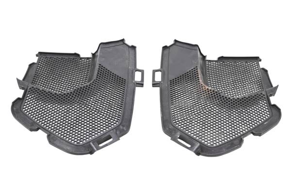 Can-Am - 16 Can-Am Spyder F3T SE6 Front Grill Left & Right