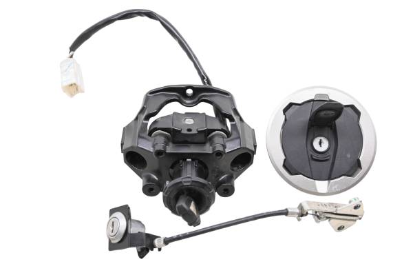 Kawasaki - 18 Kawasaki Ninja 650 ABS Key Switch Gas Cap & Seat Latch EX650K