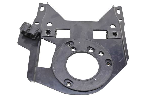 Can-Am - 16 Can-Am Spyder F3T SE6 Gas Tank Cap Bracket