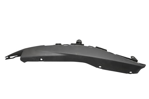 Yamaha - 24 Yamaha YZF-R3 Right Mole Side Cover