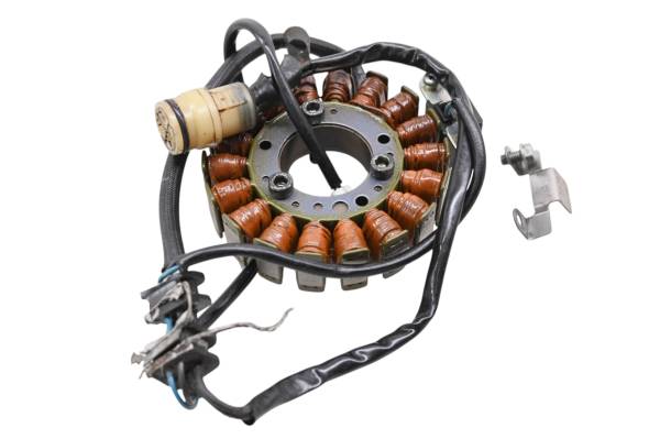 Kawasaki - 99 Kawasaki Prairie 300 2x4 Stator KVF300