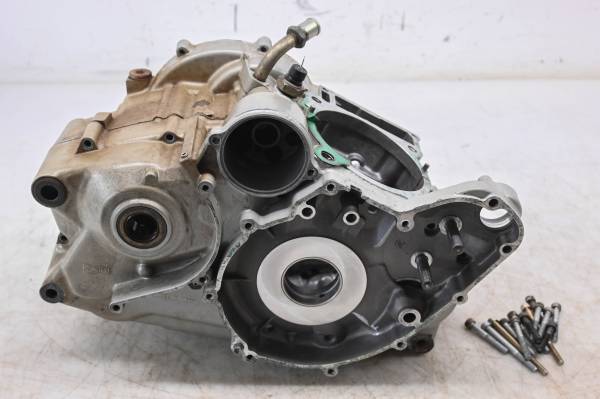 Bombardier - 00 Can-Am DS650 Crankcase Center Crank Case Bombardier