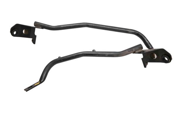 Suzuki - 05 Suzuki GS500F Rear Fender Support Brackets Mounts