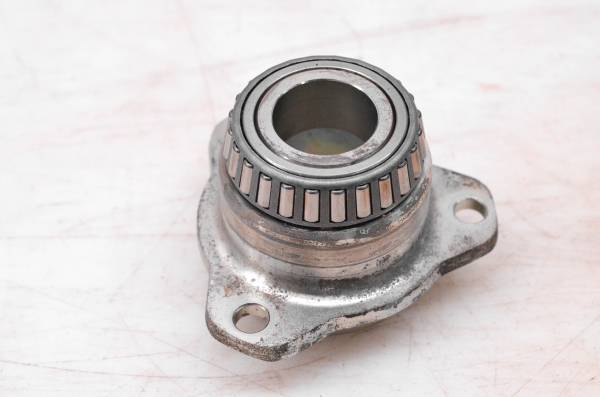 Yamaha - 09 Yamaha TMax 500 Transmission Output Bearing Holder XP500