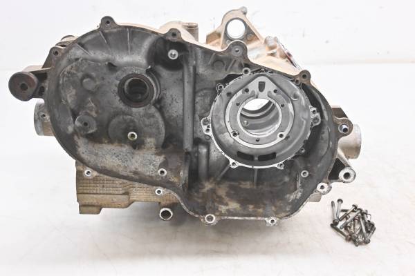 Yamaha - 05 Yamaha Kodiak 400 4x4 Crankcase Center Crank Case YFM400F