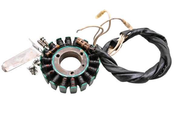 Suzuki - 80 Suzuki GS550L Stator