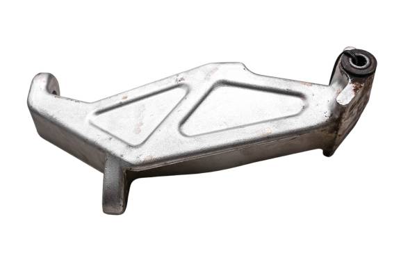 Ski-Doo - 12 Ski-Doo MXZ TNT 600 HO Front Right Spindle Knuckle 120"