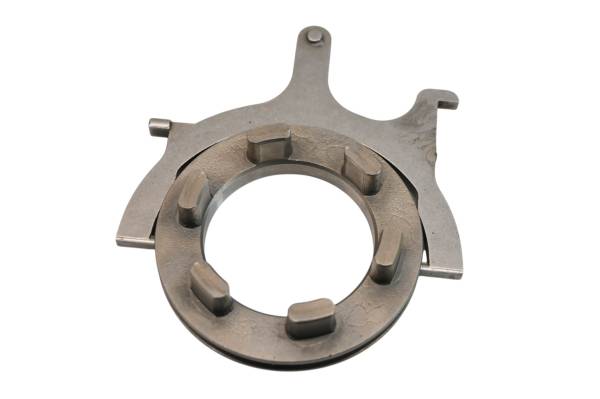 Polaris - 21 Polaris PRO XD 4000D Crew Rear Diff Lock Shift Fork