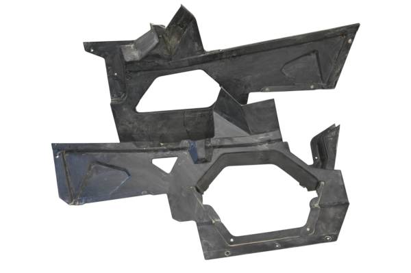 Polaris - 19 Polaris General 1000 EPS Front Center Console Cover Panels Left & Right