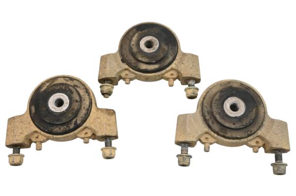 Polaris - 19 Polaris General 1000 EPS Engine Transmission Isolator Bracket Mounts